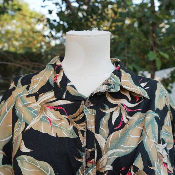 Hawaiian style Dad button up shirt - Picture 4 of 5